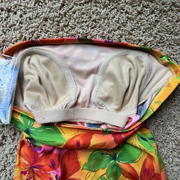 Inches Away One Piece Swimsuit NWT Size 10 Removeable Strap Tropical Floral - Picture 6 of 9
